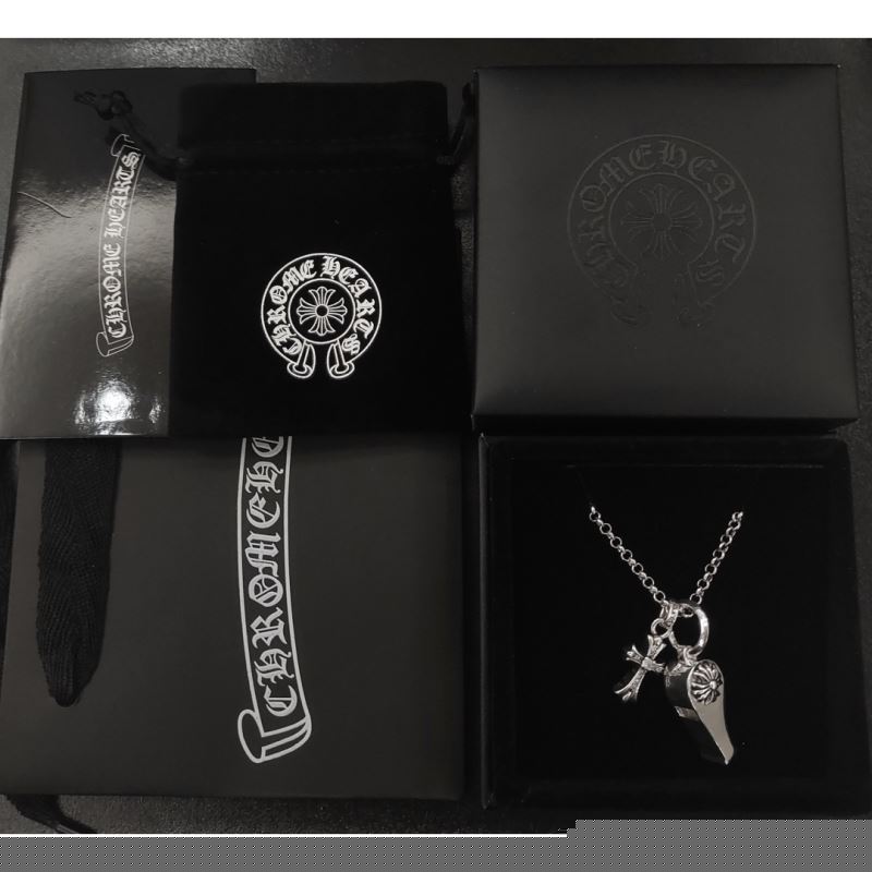 Ch**me He**ts necklaces